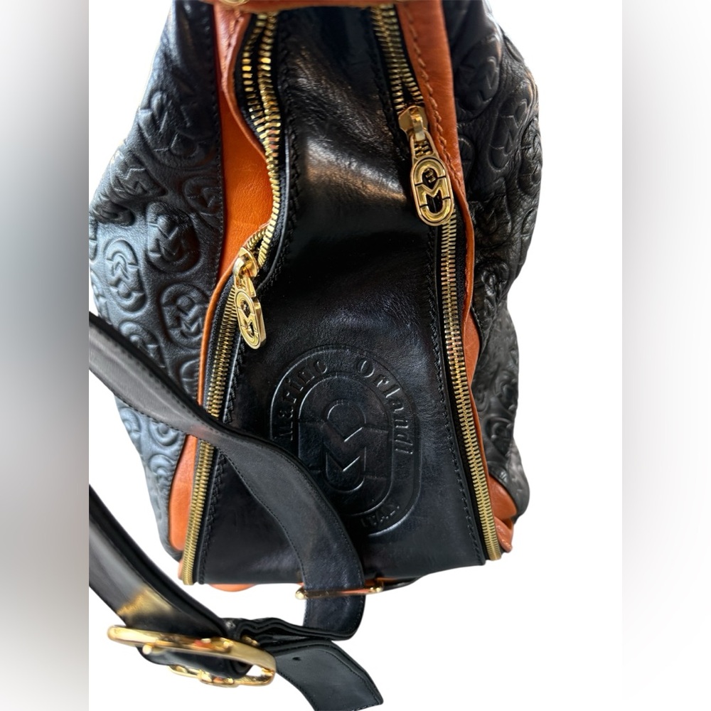 Marino Orlandi Black and Tan Embossed Shoulder Bag - Picture 2 of 6